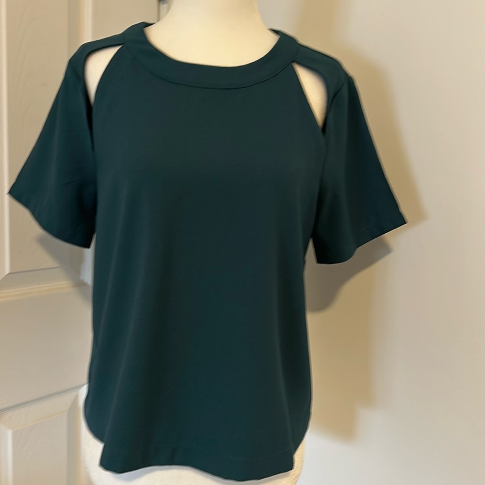 Unique ASTR top